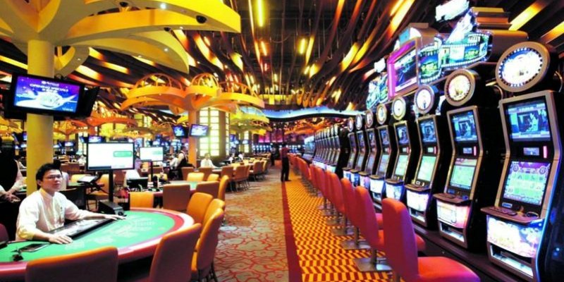 Bên trong Casino Campuchia siêu hiện đại